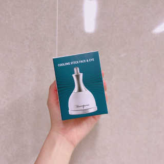 [더마퀸]쿨링스틱 페이스앤아이 — 5점을 준 리뷰어가 2019년 6월 올린 사용 사진