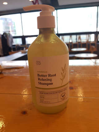 달리프 클로렐라 베러 루트 릴렉싱 샴푸 500ml — 3.67점을 준 리뷰어가 2019년 1월 올린 사용 사진