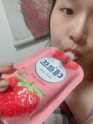 데르뜨 떠먹는 과일 3종, 짜먹는 과일 2종 총 10개 체험 — 5점을 준 리뷰어가 2020년 3월 올린 사용 사진