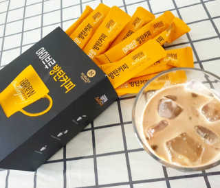 한국맥널티 아이브루 방탄커피 — 5점을 준 리뷰어가 2019년 9월 올린 사용 사진