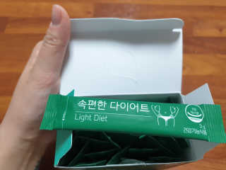 네츄럴굿띵스 속편한 다이어트 30포 — 1점을 준 리뷰어가 2019년 10월 올린 사용 사진