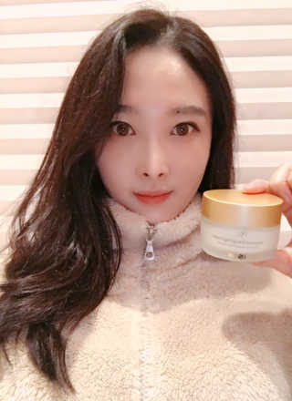 아이소이 코어탄력크림 — 3.17점을 준 리뷰어가 2018년 11월 올린 사용 사진