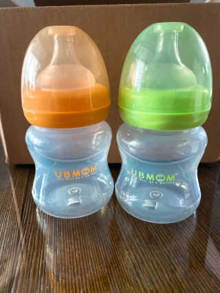 유비맘 신생아젖병 120ml 트리플팩_ 젖꼭지 포함 — 5점을 준 리뷰어가 2020년 3월 올린 사용 사진
