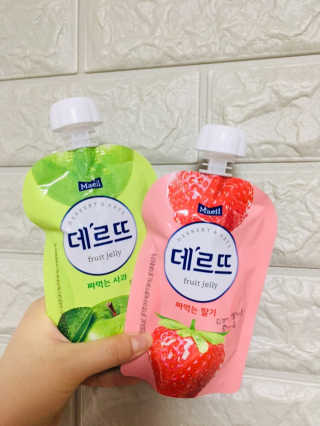 데르뜨 떠먹는 과일 3종, 짜먹는 과일 2종 총 10개 체험 — 5점을 준 리뷰어가 2020년 3월 올린 사용 사진