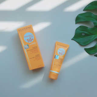 BIODERMA 바이오더마 포토덤 아쿠아 플루이드 선 — 4점을 준 리뷰어가 2017년 3월 올린 사용 사진