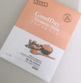 GoodDay Skincare GoodDay 강황 마스크 — 3점을 준 리뷰어가 2019년 5월 올린 사용 사진