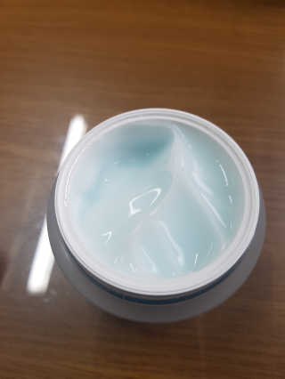 포렌코즈 아쿠아 커넥션 크림 — 4점을 준 리뷰어가 2017년 8월 올린 사용 사진