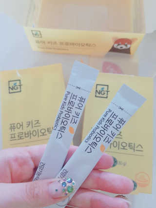 네츄럴굿띵스 퓨어 키즈 프로바이오틱스 60포 — 5점을 준 리뷰어가 2019년 6월 올린 사용 사진