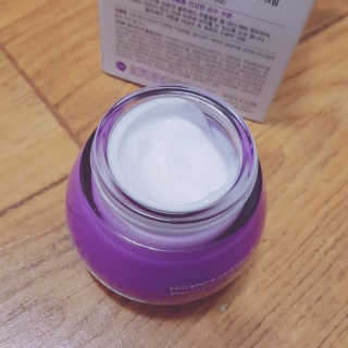 [후르디아] 72시간 블루베리 속살 수분크림 — 4.33점을 준 리뷰어가 2017년 9월 올린 사용 사진