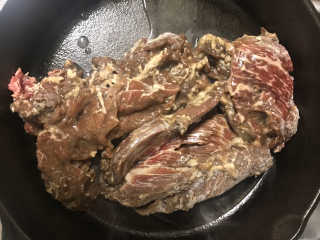 미티스트 더 맛있는 소담 소불고기 + 도담 돼지 불고기 — 1점을 준 리뷰어가 2019년 3월 올린 사용 사진