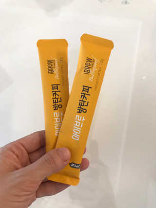 한국맥널티 아이브루 방탄커피 — 4.5점을 준 리뷰어가 2019년 9월 올린 사용 사진