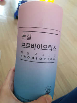 눈길 프로바이오틱스 눈길 콜라겐 프로바이오틱스 — 4.5점을 준 리뷰어가 2019년 11월 올린 사용 사진