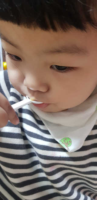 오메가-3스무디 [오메가스무디] 짜먹는 오메가3 DHA 임산부 어린이 — 5점을 준 리뷰어가 2019년 3월 올린 사용 사진