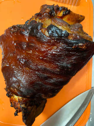 행복먹거리공작소 맥족. 맥주에 빠진 족발 550g + 마늘소스 70g — 4점을 준 리뷰어가 2020년 2월 올린 사용 사진