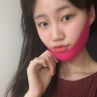 스케덤 펩타이드 리프팅밴드 — 4점을 준 리뷰어가 2019년 3월 올린 사용 사진
