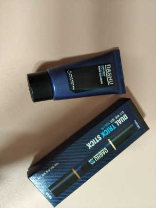 다슈코리아 다슈 맨즈 듀얼 트릭 스틱 + 폼클렌징 30ml — 5점을 준 리뷰어가 2020년 2월 올린 사용 사진