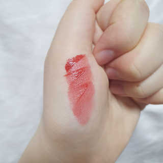 입큰뉴욕 입큰 셀피 키라키라필터 코팅 틴트 — 5점을 준 리뷰어가 2020년 2월 올린 사용 사진