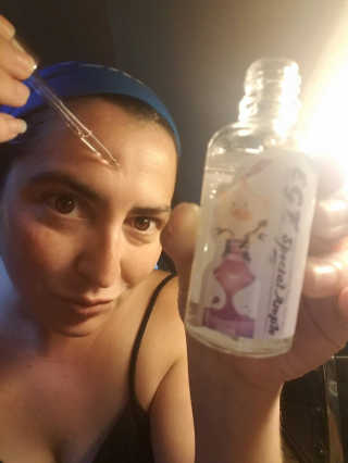 엘리자베카 Elizavecca Witch Piggy Hell-pore EGF 스페셜 앰플 — 5점을 준 리뷰어가 2018년 6월 올린 사용 사진