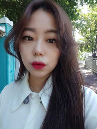 [블랙루즈] 에어 핏 벨벳 틴트4 1+1 — 5점을 준 리뷰어가 2019년 7월 올린 사용 사진