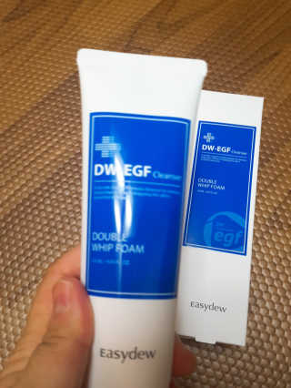 초미세먼지 OUT 이지듀 DW-EGF 더블휩폼 — 5점을 준 리뷰어가 2018년 3월 올린 사용 사진