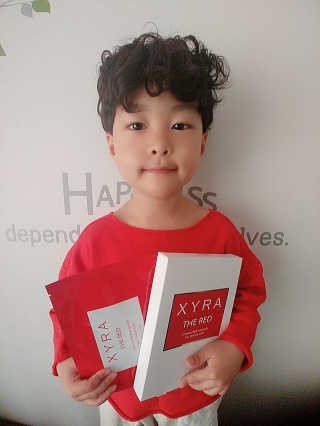 XYRA 자이라 더 레드 마스크 — 5점을 준 리뷰어가 2019년 5월 올린 사용 사진