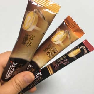 네스카페 코리아 네스카페 크레마 — 5점을 준 리뷰어가 2017년 7월 올린 사용 사진