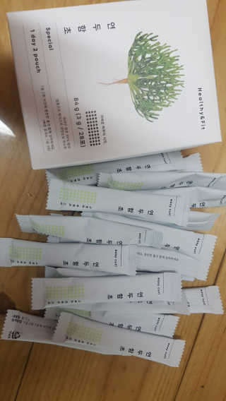 헬씨앤핏 디톡스와 변비에 탁월한 연두함초. 천연변비약으로 유명 — 4점을 준 리뷰어가 2020년 1월 올린 사용 사진