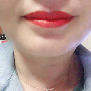 터치인솔 프리티필터 쉬폰 벨벳 립틴트 — 5점을 준 리뷰어가 2018년 10월 올린 사용 사진