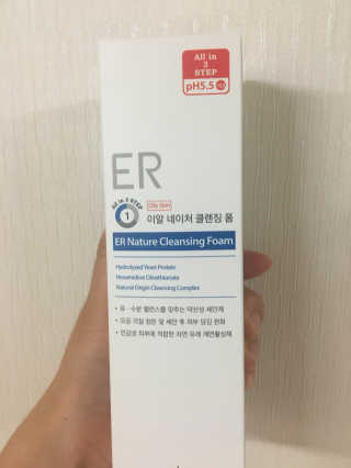 Dr.메디션 ER 네이처 클렌징폼- 오일리스킨용 — 4.5점을 준 리뷰어가 2018년 7월 올린 사용 사진