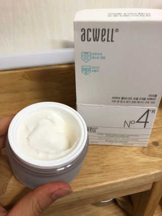 아크웰 아쿠아 클리니티 수분크림 — 5점을 준 리뷰어가 2018년 11월 올린 사용 사진