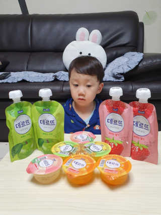데르뜨 떠먹는 과일 3종, 짜먹는 과일 2종 총 10개 체험 — 5점을 준 리뷰어가 2020년 3월 올린 사용 사진