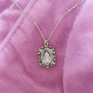쥬얼카운티 92.5 Silver Byzantine Coin Pendant Necklace — 5점을 준 리뷰어가 2018년 11월 올린 사용 사진