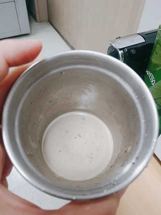 한국맥널티 아이브루 방탄커피 — 5점을 준 리뷰어가 2019년 9월 올린 사용 사진