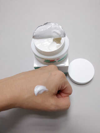 세바메드 우레아 수분폭탄크림 50ml — 4점을 준 리뷰어가 2019년 12월 올린 사용 사진