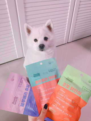 푸디웜 주식회사 [푸디웜] 강아지 저알러지 수제간식 3종세트 — 4점을 준 리뷰어가 2018년 12월 올린 사용 사진