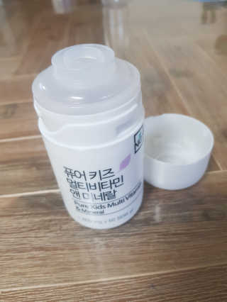 네츄럴굿띵스 퓨어 키즈 멀티비타민 앤 미네랄 30일분 — 5점을 준 리뷰어가 2018년 12월 올린 사용 사진