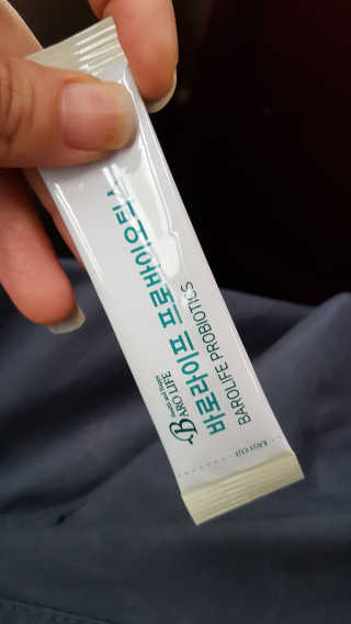 [바로푸드]프로바이오틱스 1박스+프리바이오틱스1박스 — 4점을 준 리뷰어가 2019년 6월 올린 사용 사진