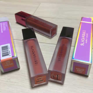 [블랙루즈] 에어 핏 벨벳 틴트 시즌2 中 택1+랜덤1 — 5점을 준 리뷰어가 2018년 10월 올린 사용 사진