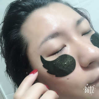 푸츄푸츄 Real repair skin cell premium patch — 4점을 준 리뷰어가 2018년 10월 올린 사용 사진