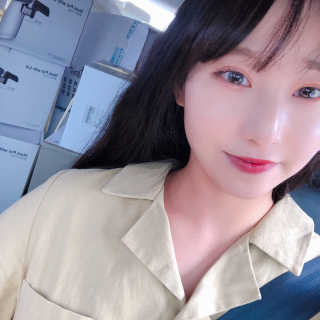 지고트 로맨틱 키스 립스틱 — 4.5점을 준 리뷰어가 2019년 7월 올린 사용 사진