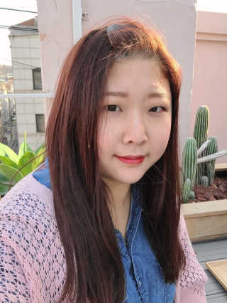 릴리바이레드 쥬시라이어 워터틴트 02 체리 크러쉬인 척 — 4점을 준 리뷰어가 2020년 3월 올린 사용 사진