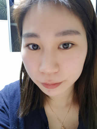 셀레뷰 스타 시크릿 쿠션 — 4.67점을 준 리뷰어가 2018년 3월 올린 사용 사진