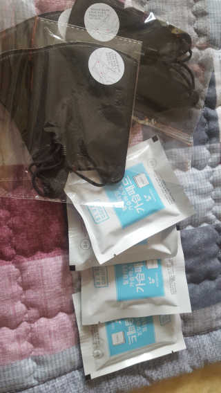 [블루캐롯] 힐링타임 가습마스크 1박스 — 5점을 준 리뷰어가 2019년 7월 올린 사용 사진