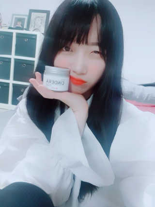 메이니 화이트 신드라 크림 70ml — 5점을 준 리뷰어가 2018년 4월 올린 사용 사진