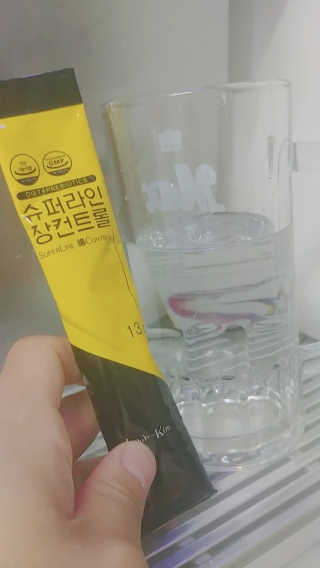 루이스킴 다이어트+장건강 슈퍼라인 장컨트롤 — 3.83점을 준 리뷰어가 2018년 8월 올린 사용 사진