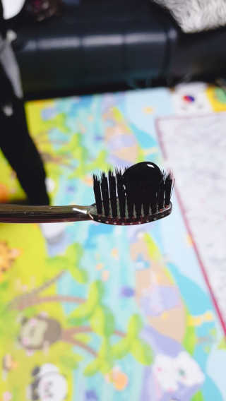 the naked object 디블랙팩치약 디블랙칫솔 세트 — 4점을 준 리뷰어가 2019년 3월 올린 사용 사진