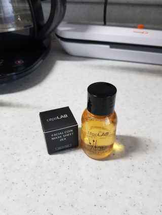 세포랩 바이오제닉 에센스 30ml 특별팩 — 3.5점을 준 리뷰어가 2018년 5월 올린 사용 사진