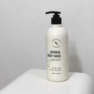(주)에네스티 내추럴 촉촉  오트밀 바디워시 500ml — 5점을 준 리뷰어가 2019년 12월 올린 사용 사진