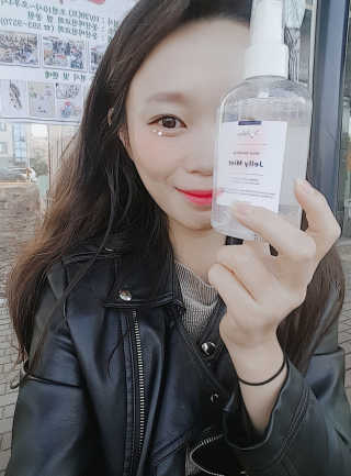 아쿠라보 마스크 부스팅 젤리 미스트 — 5점을 준 리뷰어가 2018년 10월 올린 사용 사진