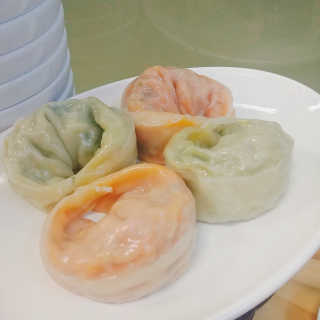 칼국수에끌림 [칼국수에 끌림] 손칼국수+비빔칼국수+왕만두4개 — 4.67점을 준 리뷰어가 2018년 10월 올린 사용 사진